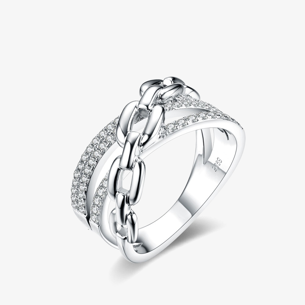 Chain Moissanite Pavé Ring