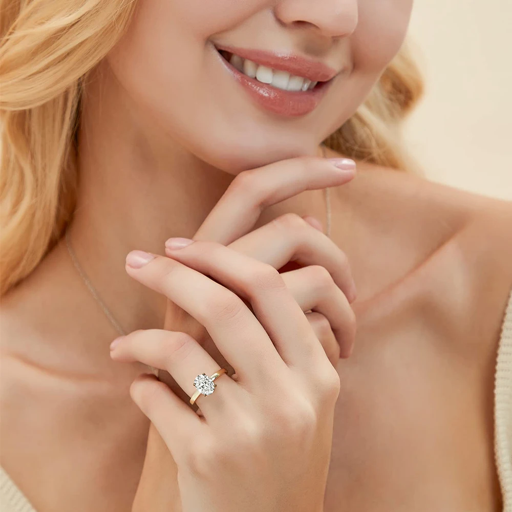 2.0ct Halo Oval-Cut Moissanite Engagement Ring